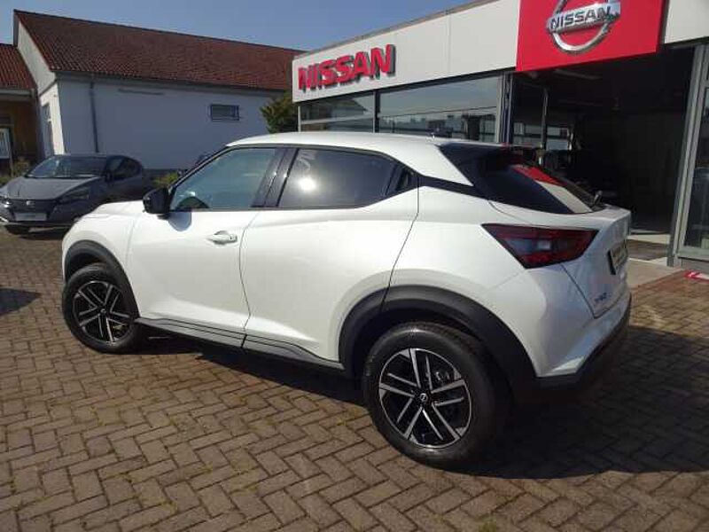 Nissan Juke 1.0 DIG-T N-Connecta, Winter Paket