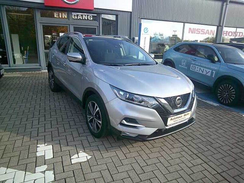 Nissan Qashqai 1.3 DIG-T DCT ZAMA